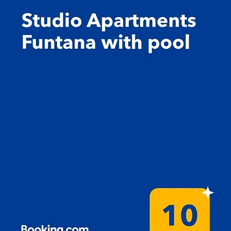 Apartman With Pool Funtana