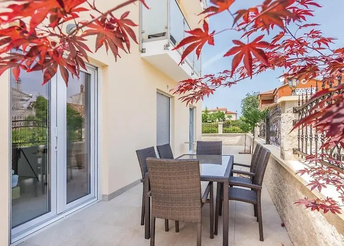 Apartament With Pool